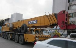 120T  used  mobile crane kato NK1200E