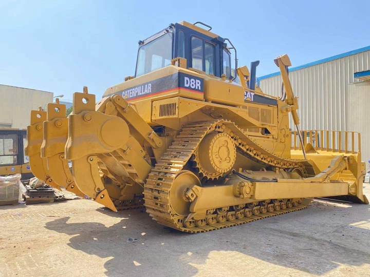 D7R Cat track bulldozer with ripper sold out