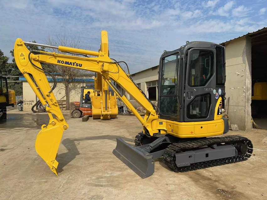 PC35MR KOMATSU used mini excavators for sale by owner