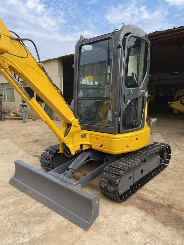 PC35MR KOMATSU used mini excavators for sale by owner