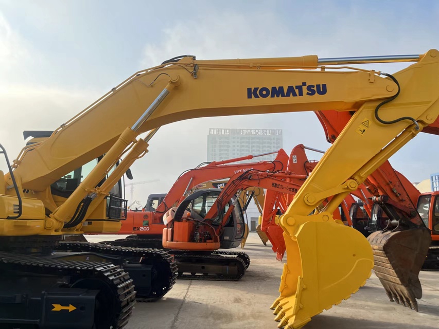 コマツ pc400lc レトロ 建機 PC400(LC)-11｜商品情報｜コマツカスタマーサポート株式会社
