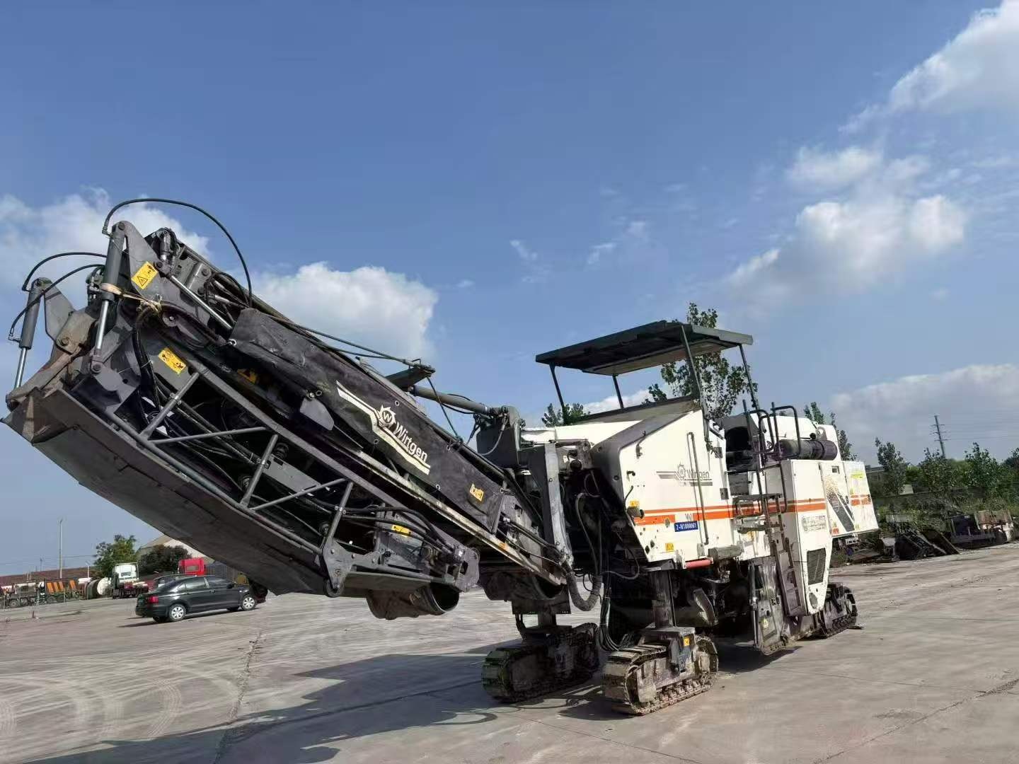 Wirtgen W2000 Asphalt milling machine
