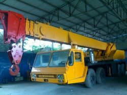 40T kato truck crane very cheap