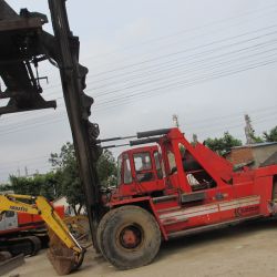 40T Kalmar container forklift Handler - heavy machinery