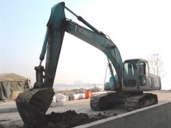 SK200-5. sk200-6 used kobelco excavator  Thailand