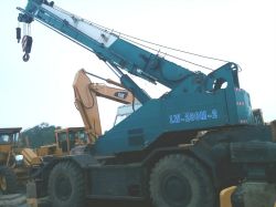 25T used komatsu rough terrain crane Lw250-2 used crane